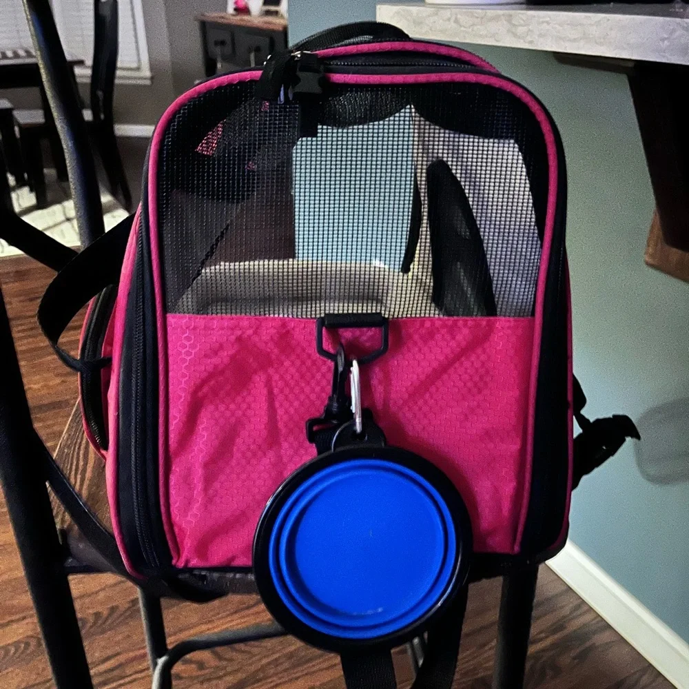 Practically new cat carrier